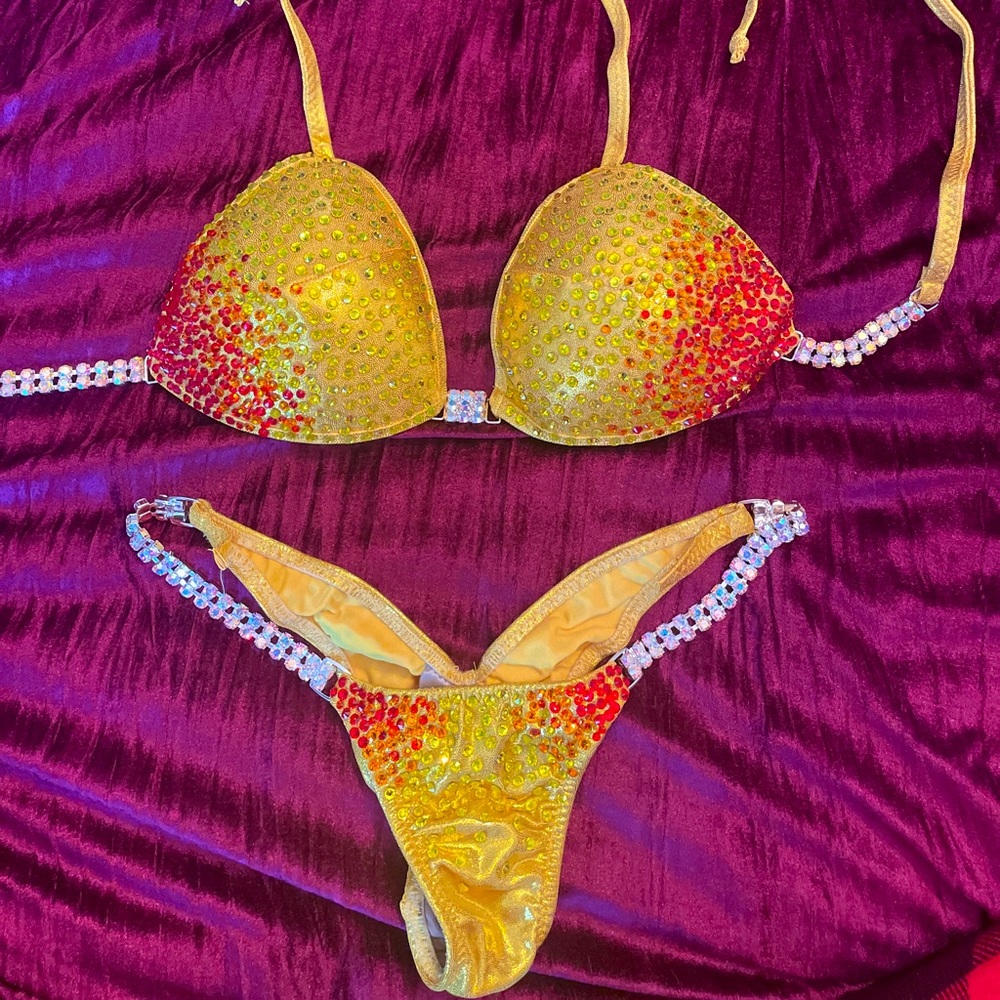 Competition Bikini